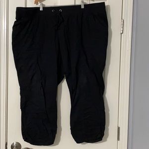 Plus size capris